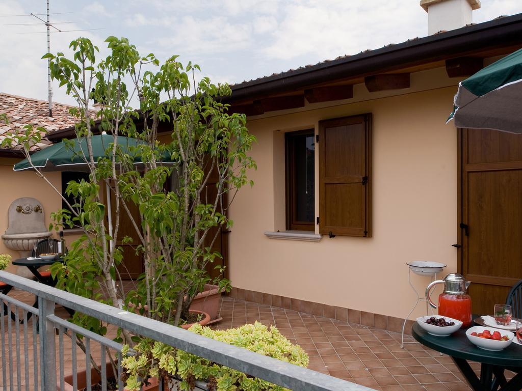 9 Muse Bed And Breakfast Canneto sull'Oglio Luaran gambar