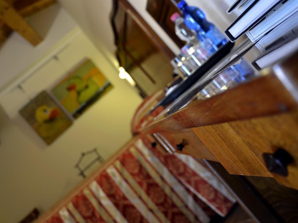 9 Muse Bed And Breakfast Canneto sull'Oglio Luaran gambar