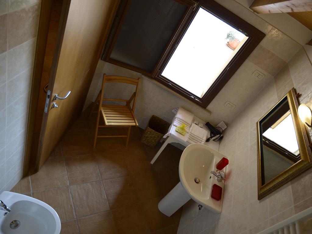 9 Muse Bed And Breakfast Canneto sull'Oglio Luaran gambar